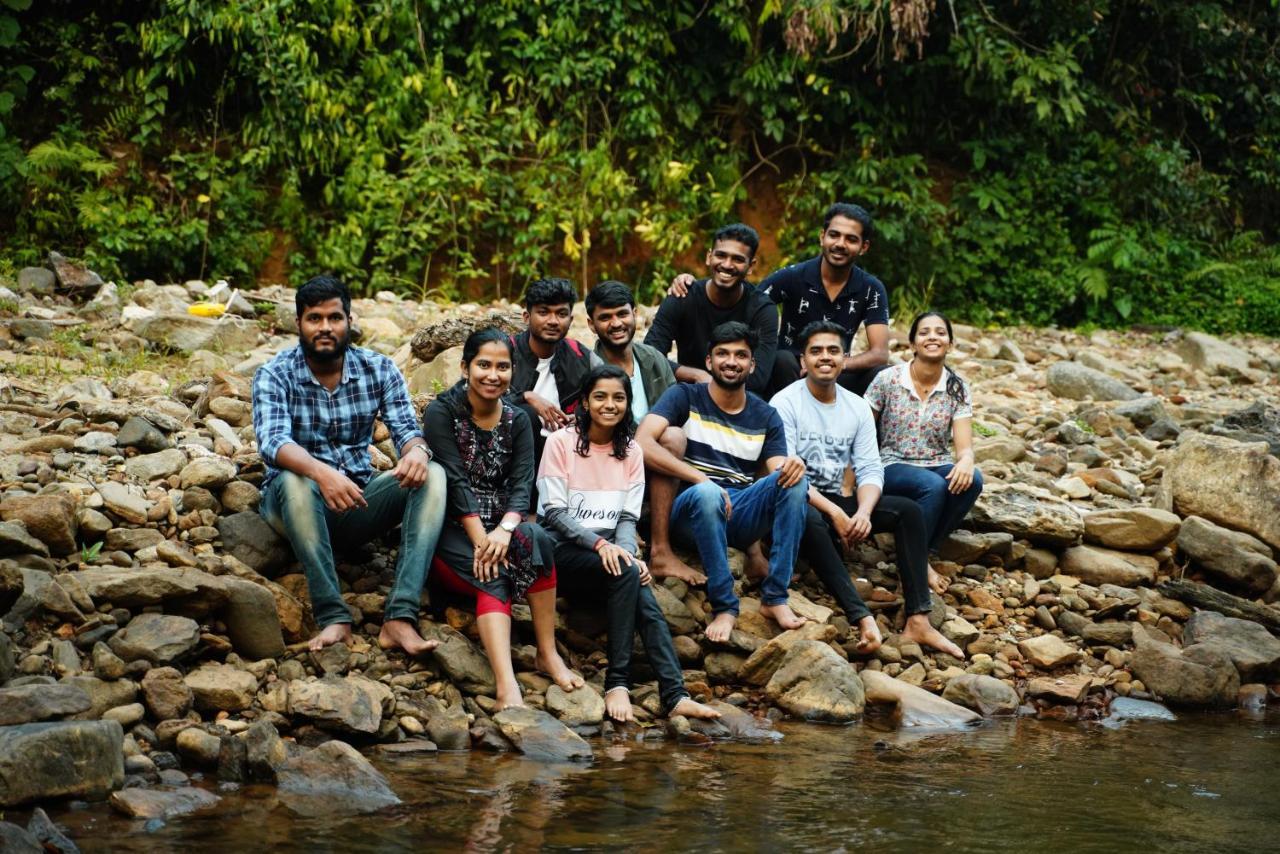 Qexperiences Coorg Hotel Madikeri Luaran gambar