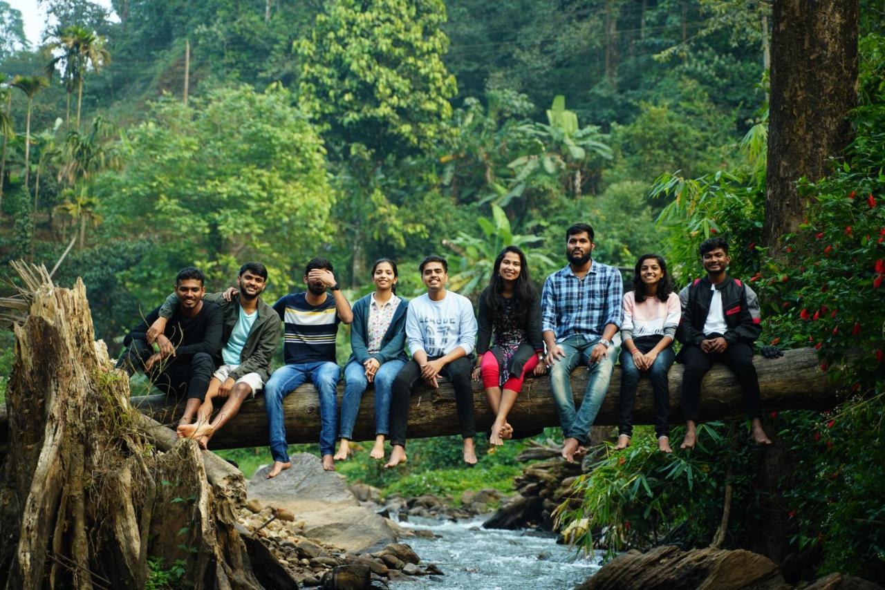 Qexperiences Coorg Hotel Madikeri Luaran gambar