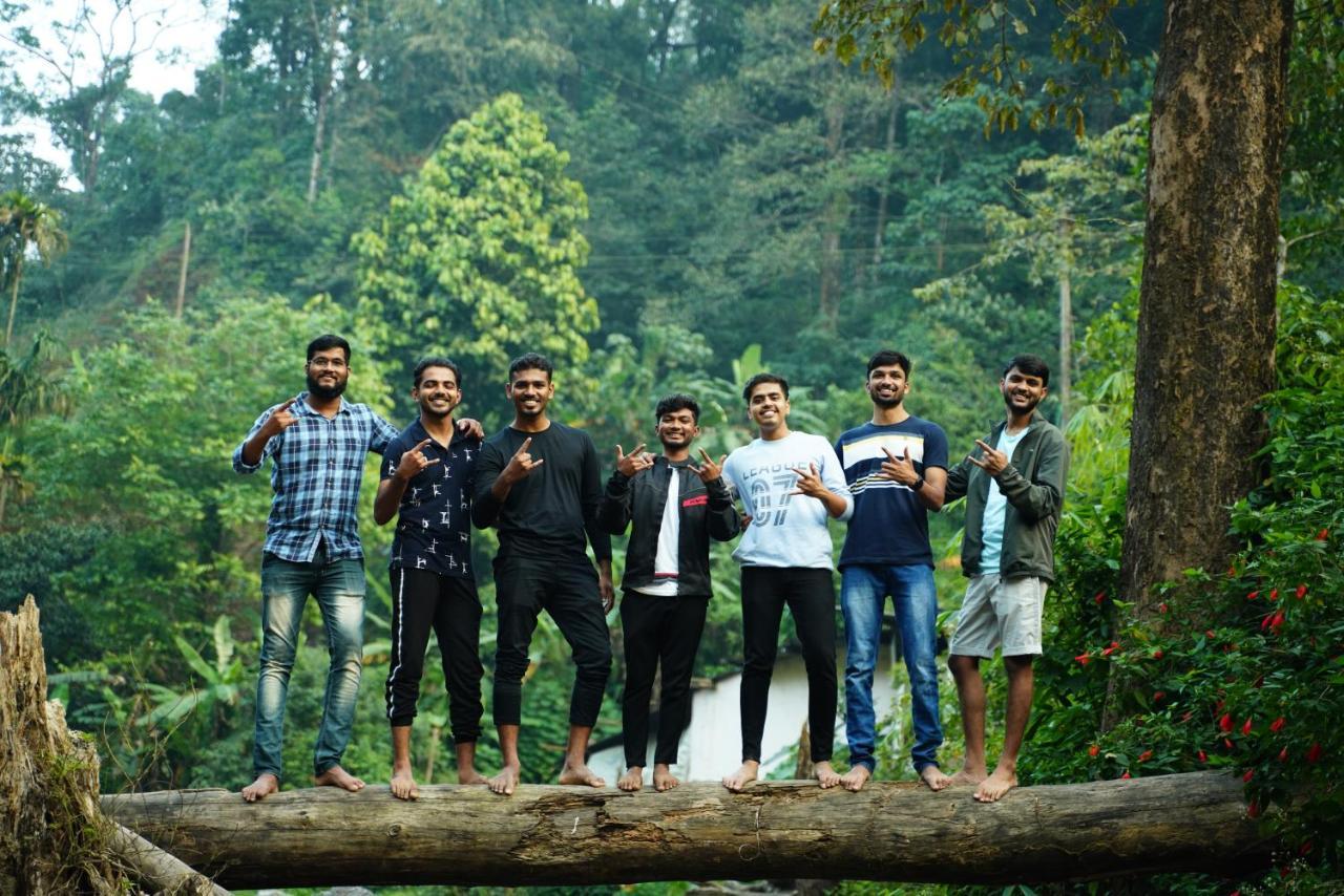 Qexperiences Coorg Hotel Madikeri Luaran gambar