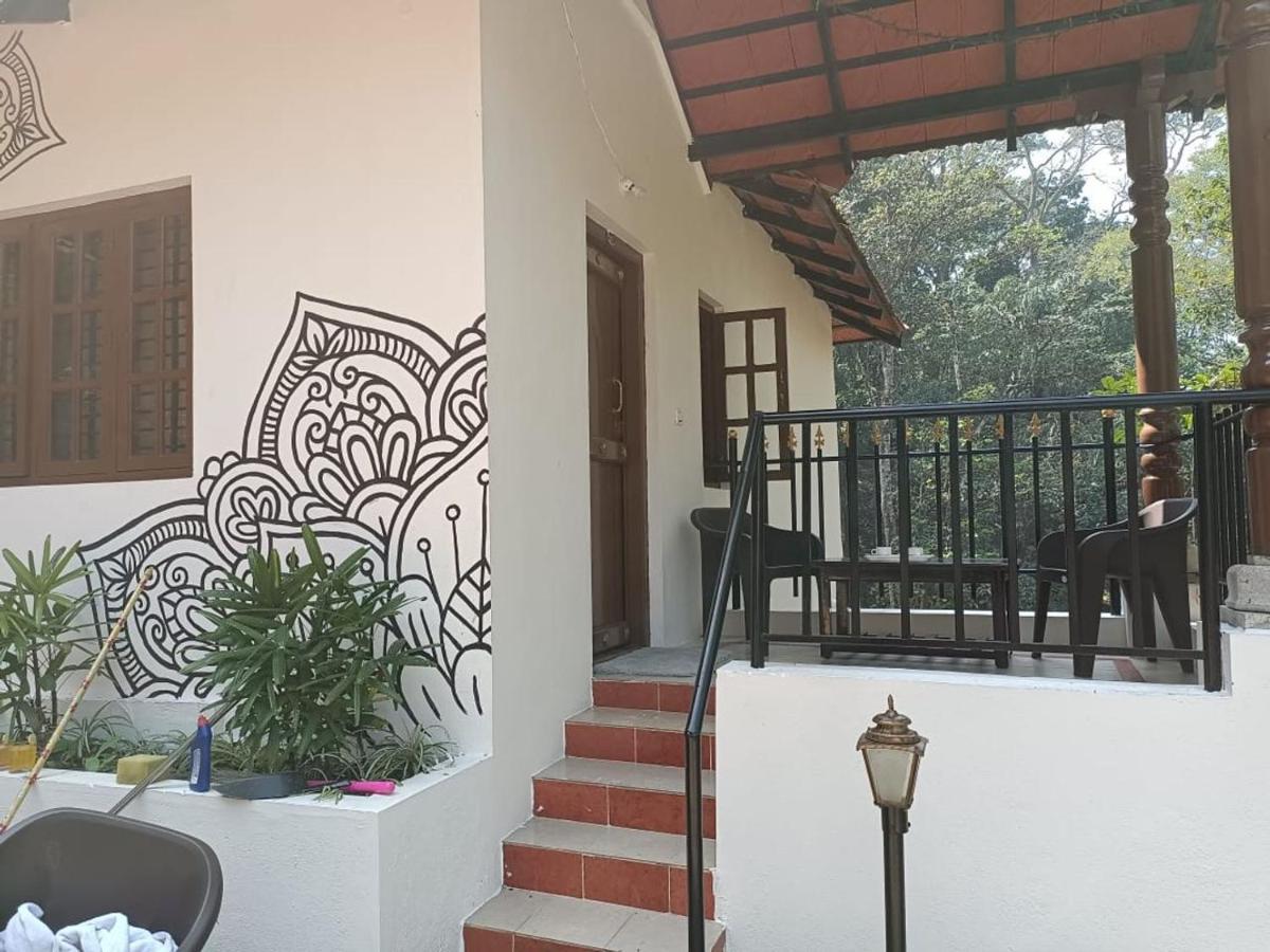 Qexperiences Coorg Hotel Madikeri Luaran gambar