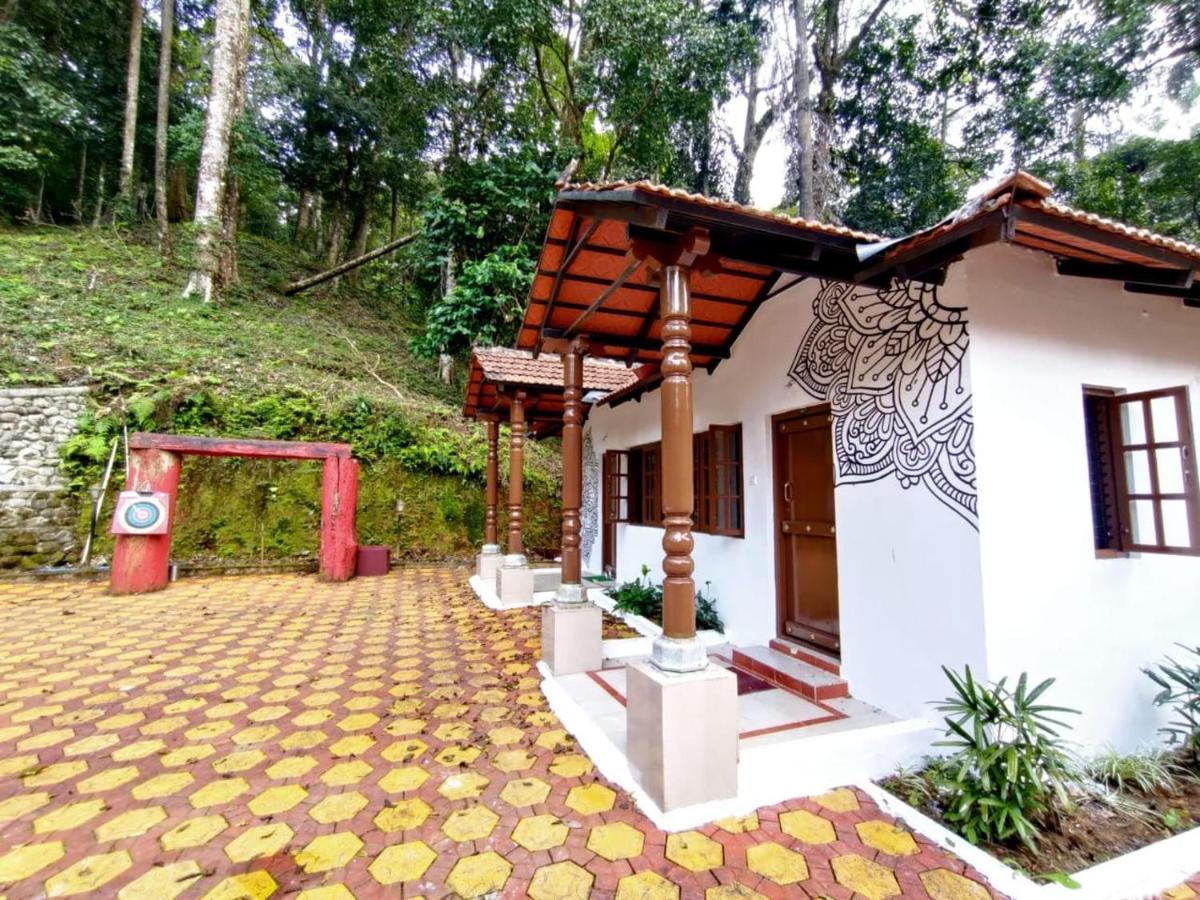 Qexperiences Coorg Hotel Madikeri Luaran gambar