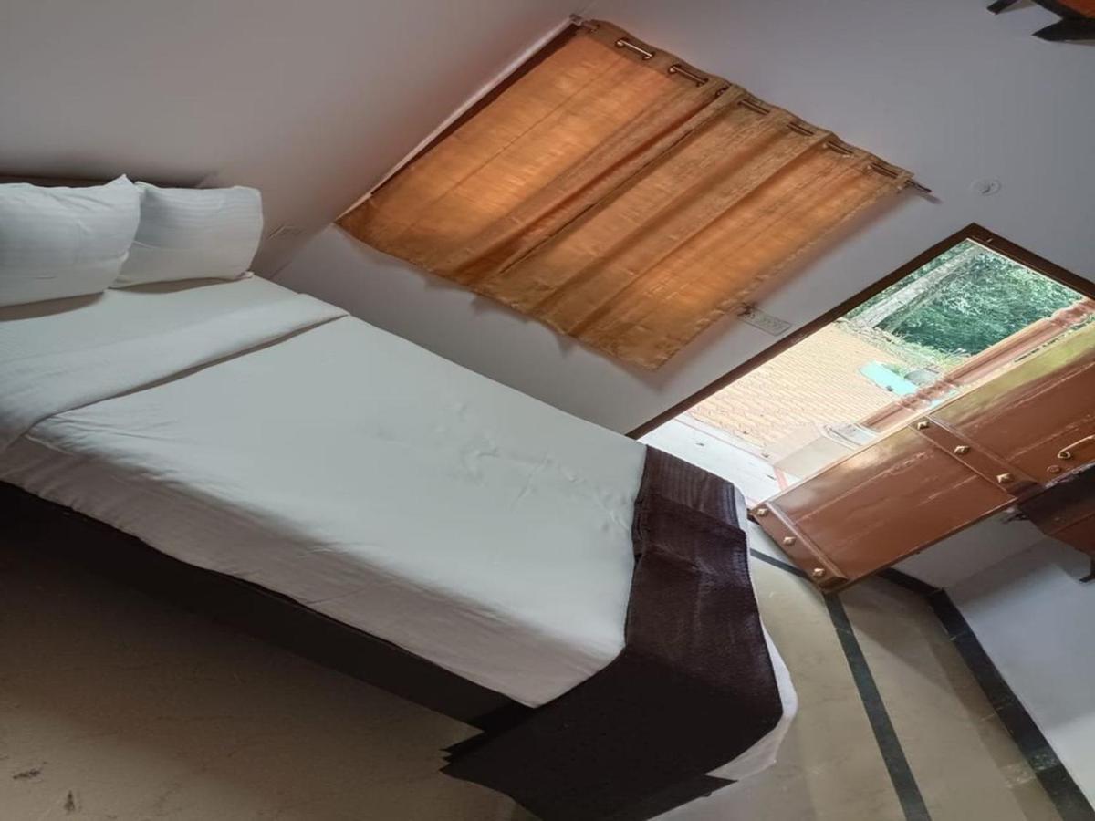 Qexperiences Coorg Hotel Madikeri Luaran gambar