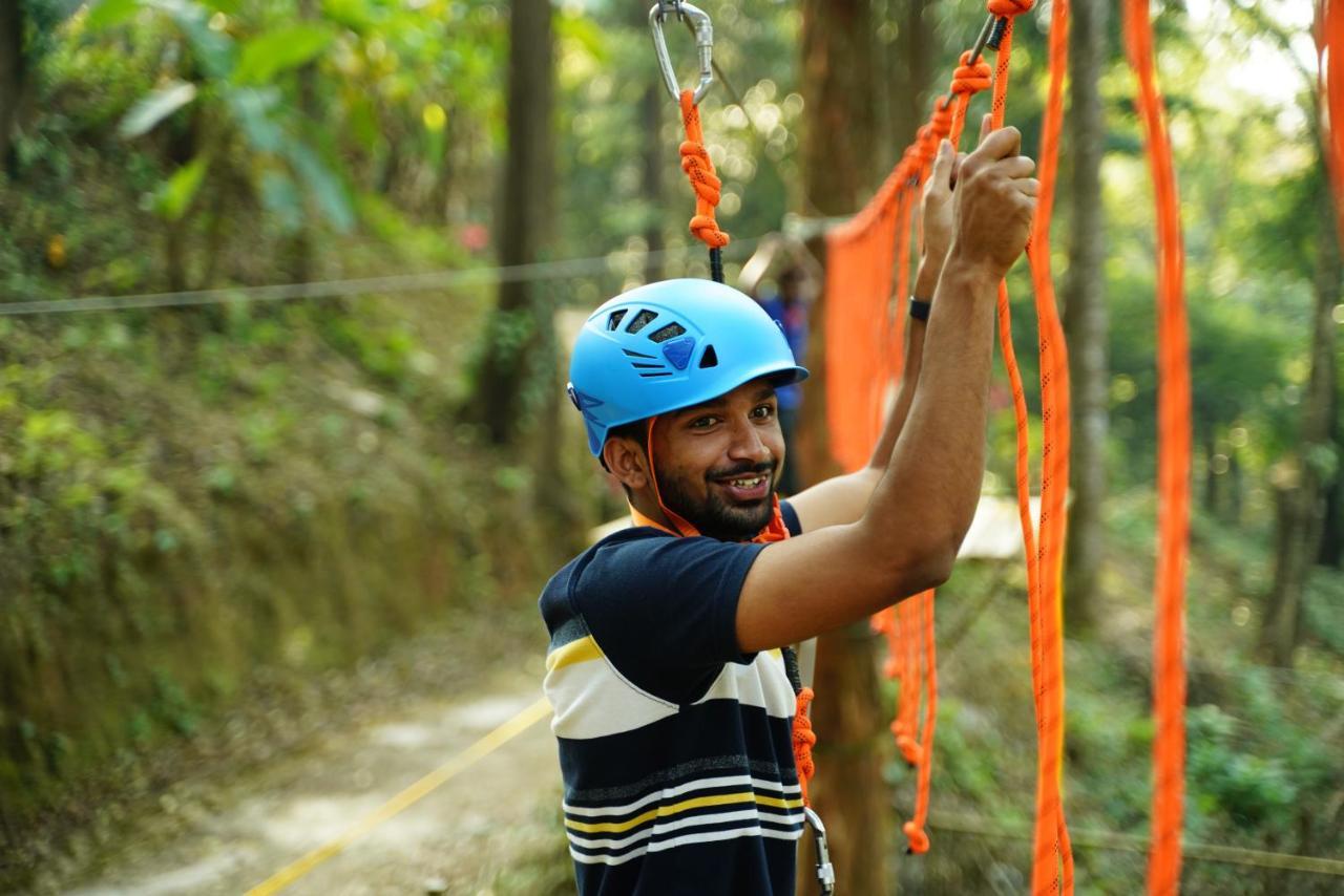 Qexperiences Coorg Hotel Madikeri Luaran gambar
